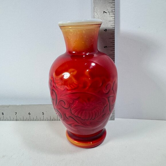 Vintage Avon Red & Orange Floral Glass Small Vase - Picture 9 of 9